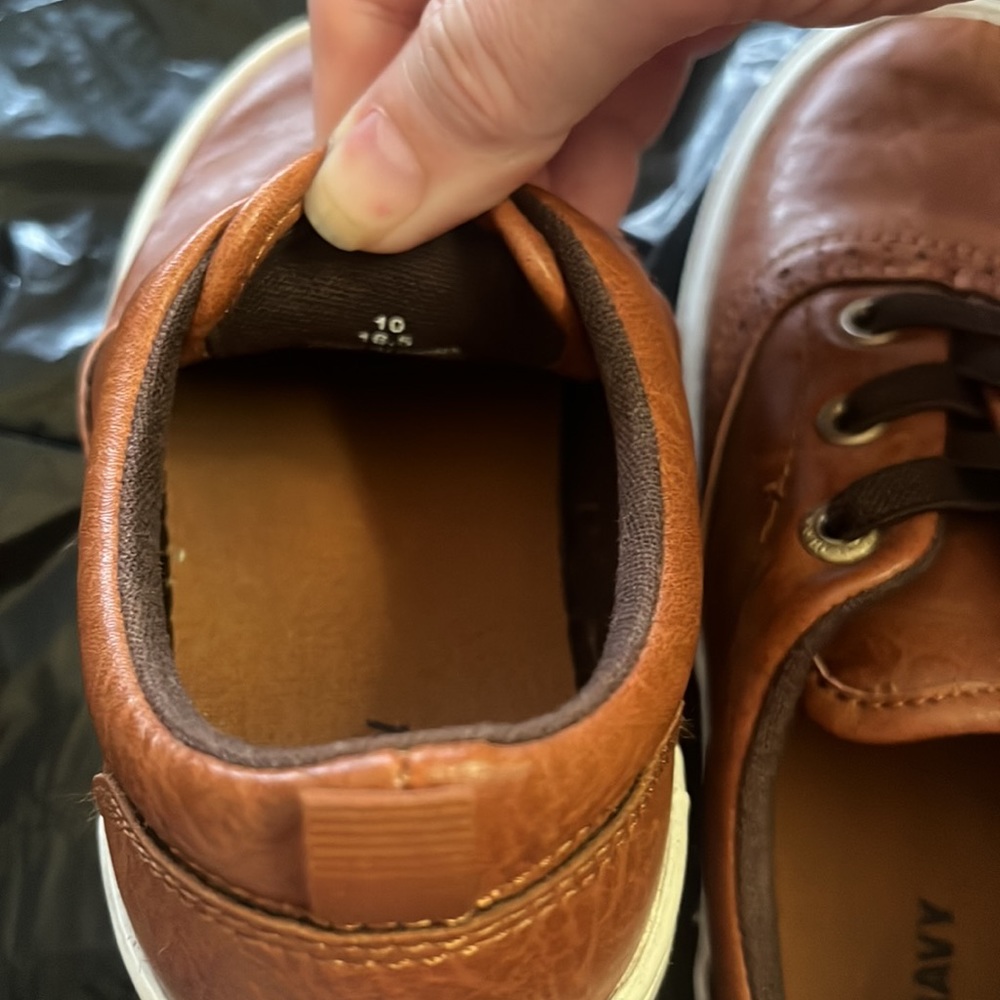Old Navy shoes - Picture 14 of 15